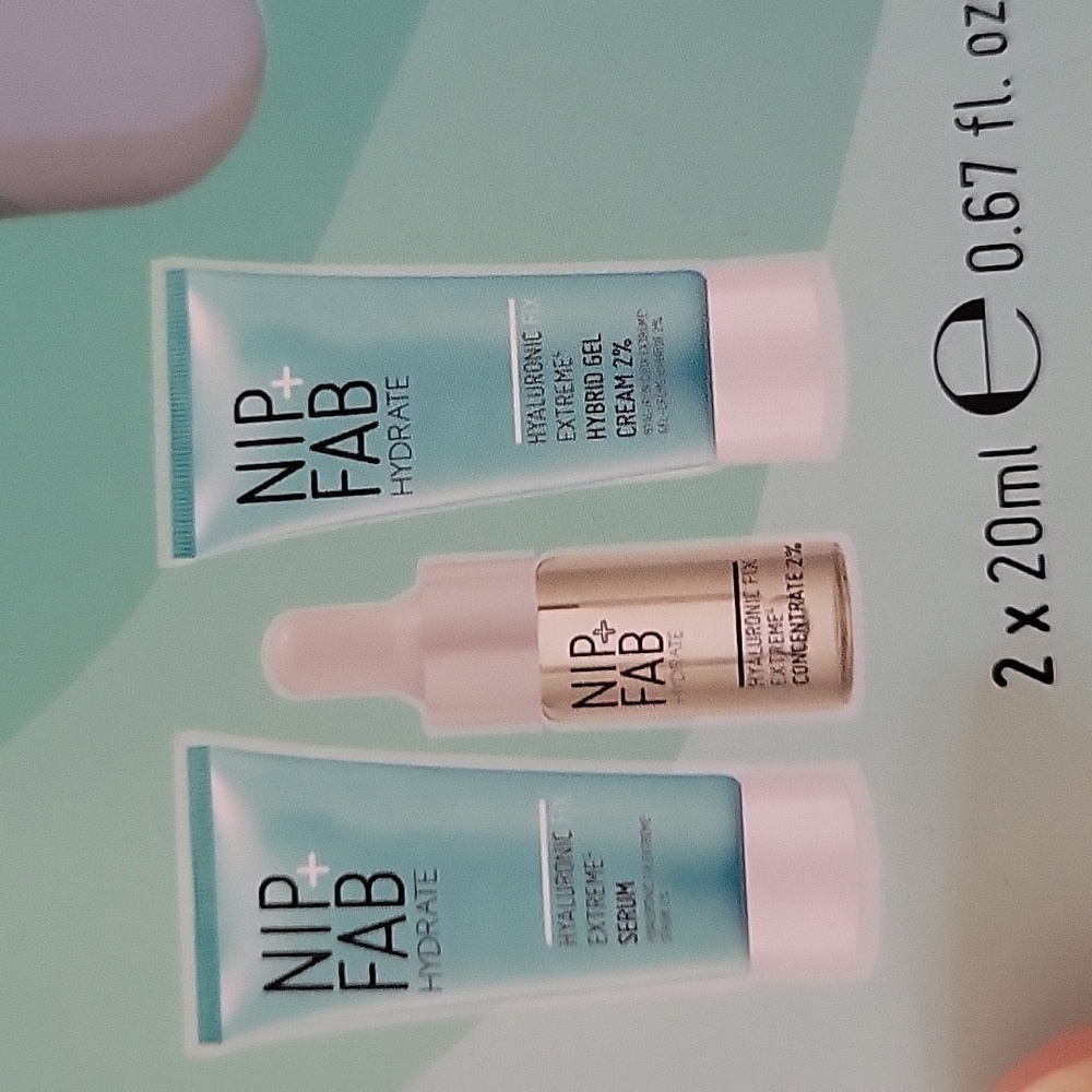Nip + Fab - Picture 2 of 4